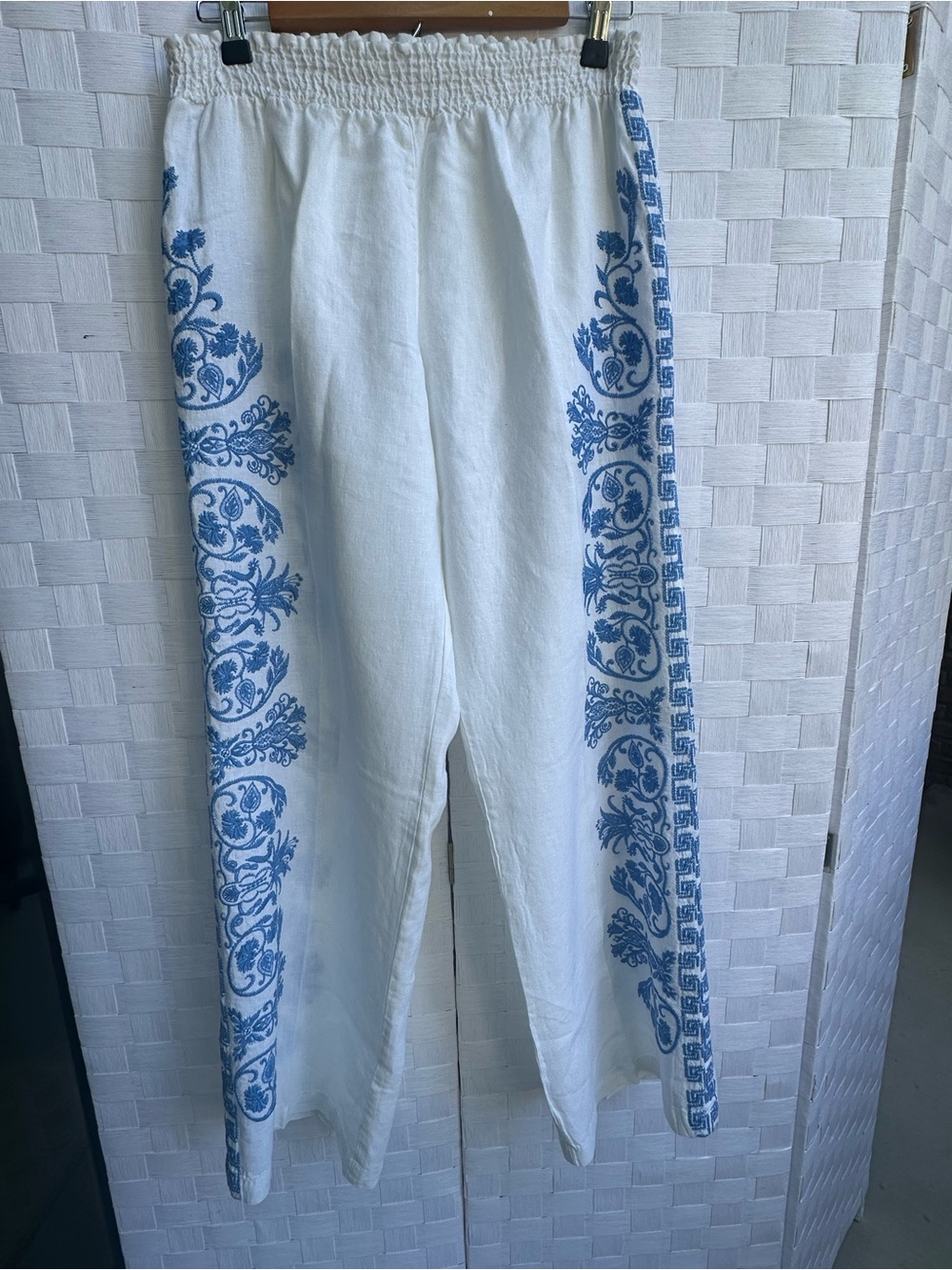 Johnny Was linen embroidery pants with elastic waist